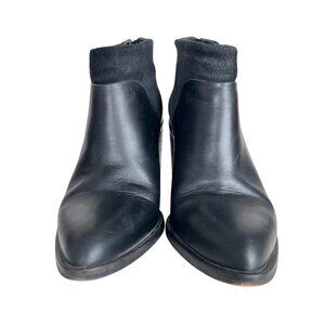 Modern Vintage Raz Handmade Leather Femme Back Zip Ankle Bootie in Black Size 38